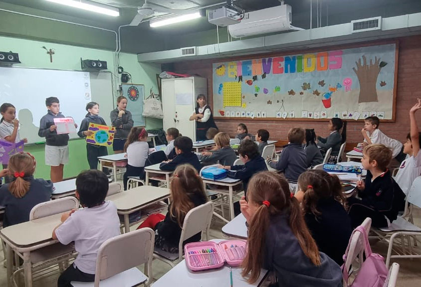  Junior 5 en el Día Mundial de la Tierra  - Primaria - Colegio San Javier