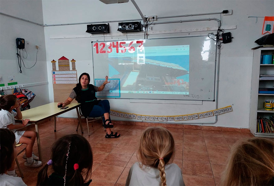 EL CLUB DE LECTURA EN KINDER 5 - The Green House Kindergarten - Colegio San Javier