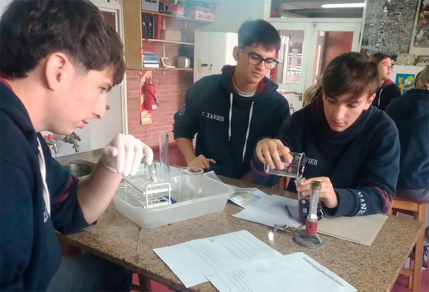 Química, experiencia redox - Senior 5 - Colegio San Javier